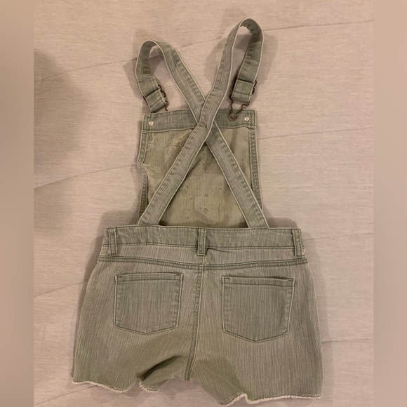 Girl’s overall shorts & tshirt Bundle/set. EUC size L(14-16) - Picture 5 of 5